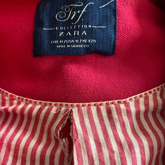 Blazer - Picture 4 of 4